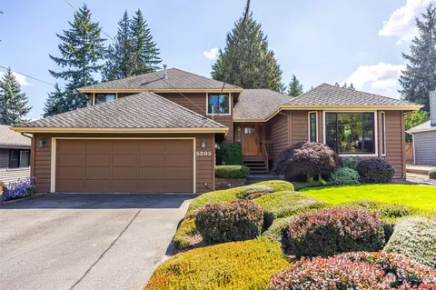 5205 NE 188th St, Lake Forest Park, WA 98155