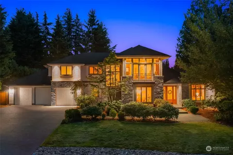 11825 NE 73rd St, Kirkland, WA 98033