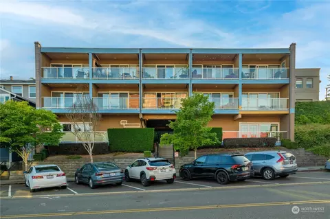 210 Broadway #2, Tacoma, WA 98402