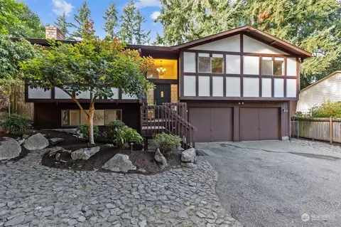 19321 5th Ave NE, Shoreline, WA 98155