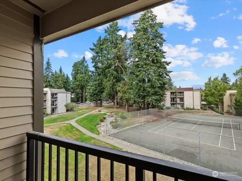 14620 NE 32nd St #F19, Bellevue, WA 98007