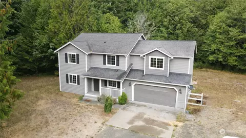 90 E Kathryn Ct, Shelton, WA 98584