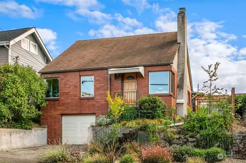 4849 S Orcas St, Seattle, WA 98118