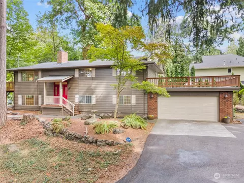 130 Park Ave NW, Gig Harbor, WA 98335