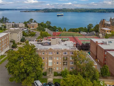 219 Tacoma Ave #201, Tacoma, WA 98403