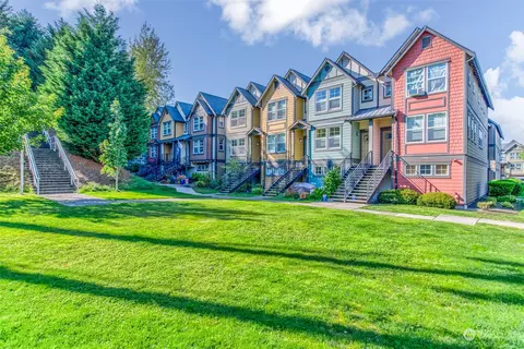 7057 27th Ave SW, Seattle, WA 98106