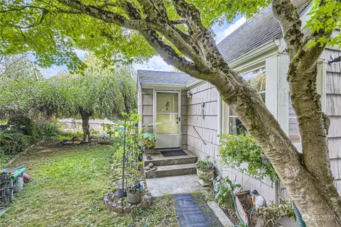 11810 Glendale Way S, Burien, WA 98168