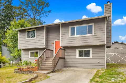 5221 144th Pl NE, Marysville, WA 98271