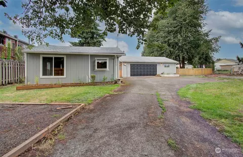 1423 S 6th Ave, Kelso, WA 98626