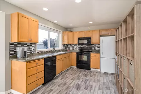 3704 230th St E, Spanaway, WA 98387 photo 11