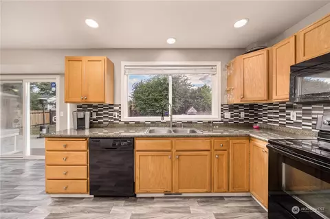 3704 230th St E, Spanaway, WA 98387 photo 13