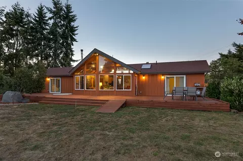 363 Gunn Rd, Port Angeles, WA 98362