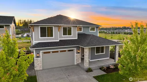 33353 Walnut Ave SE, Black Diamond, WA 98010