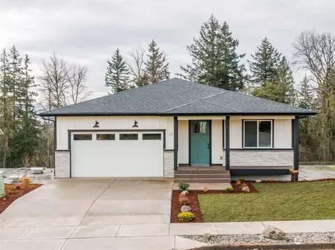 27 Alexia Ct, Longview, WA 98632