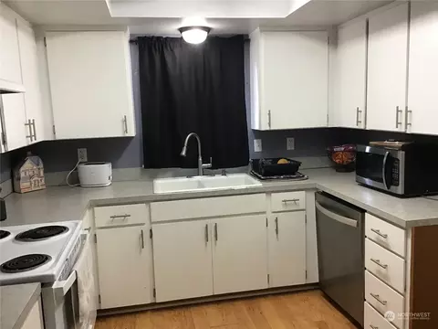 418 Brown SE, Orting, WA 98360 photo 4