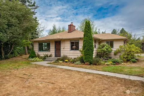 19103 Vashon Hwy SW, Vashon, WA 98070