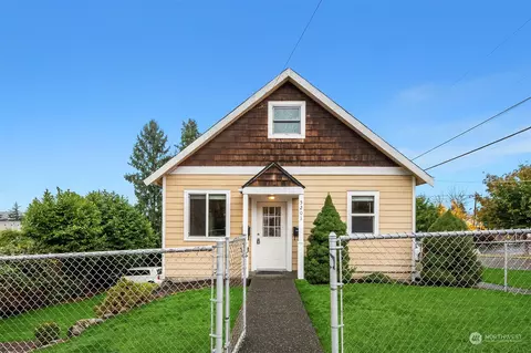 5201 13th Ave S, Seattle, WA 98108