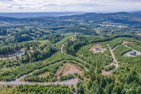 1 N Bodine Rd, Kelso, WA 98626