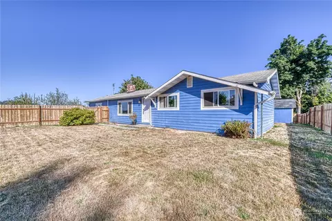 24460 Taree Blvd NE, Kingston, WA 98346