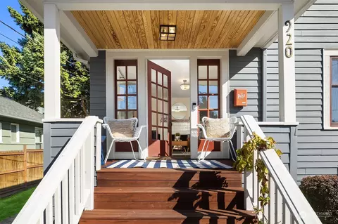 920 NW 61st St, Seattle, WA 98107