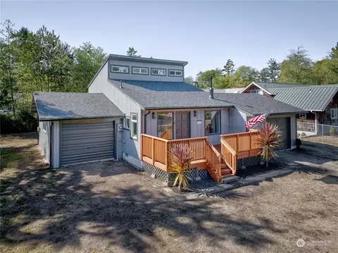 30707 O Pl, Ocean Park, WA 98640