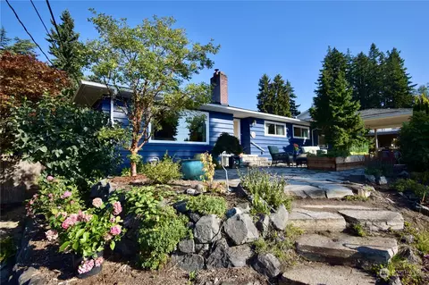 1226 St Paul St, Bellingham, WA 98229