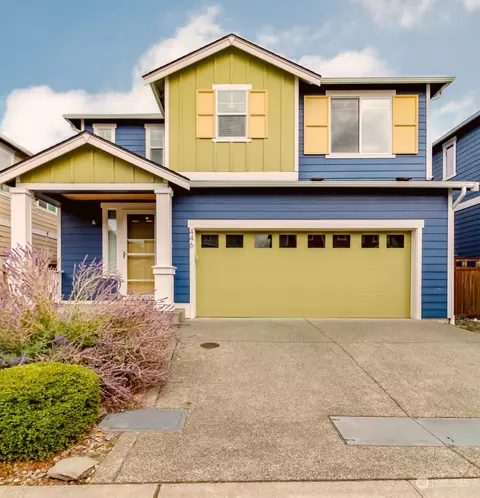 446 SW 111th St, Seattle, WA 98146
