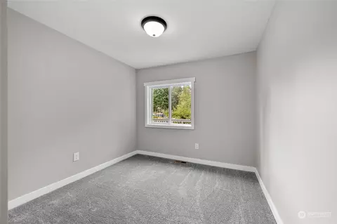 11809 204th Ave E, Sumner, WA 98391 photo 13