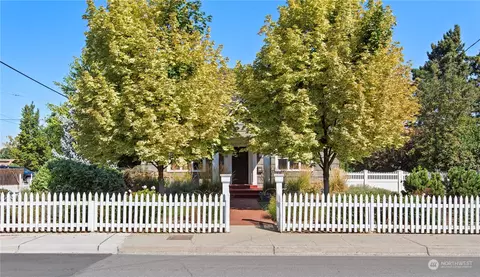 1040 Castlerock Ave, Wenatchee, WA 98801