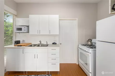 2313 Everett Ave, Everett, WA 98201 photo 13