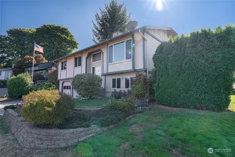 7908 N 7th St, Tacoma, WA 98406