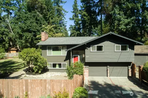 310 Fir Acres Dr NW, Bainbridge Island, WA 98110