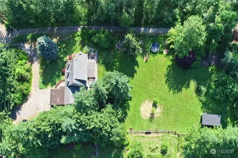27116 Entwhistle Rd E, Buckley, WA 98321
