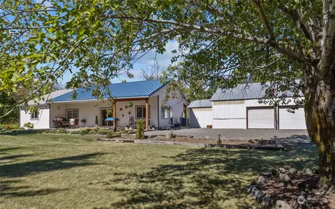 3351 E Taneum Rd, Thorp, WA 98946 photo 4