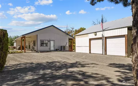 3351 E Taneum Rd, Thorp, WA 98946