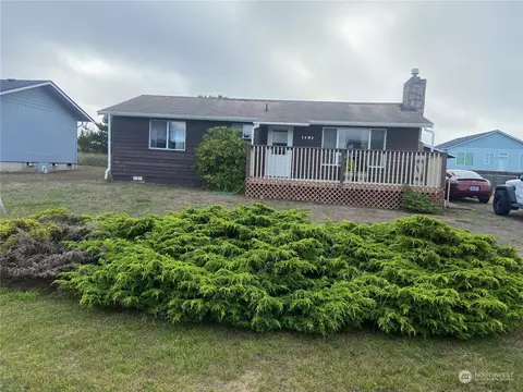 1191 Greenview Ave SW, Ocean Shores, WA 98569