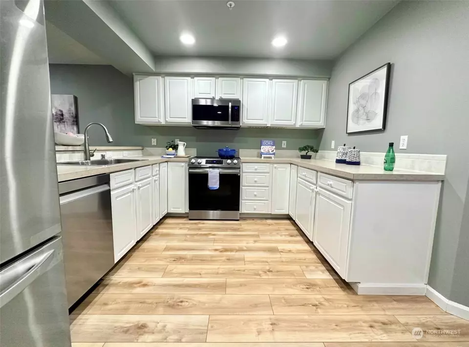  5733 186th Pl SW #E, Lynnwood, WA 98037 photo 6