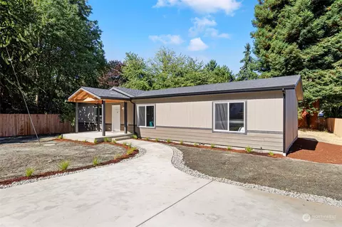 26943 Wagner Cir NE, Kingston, WA 98346