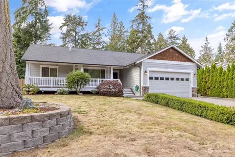 1620 Poplar Ln, Camano Island, WA 98282