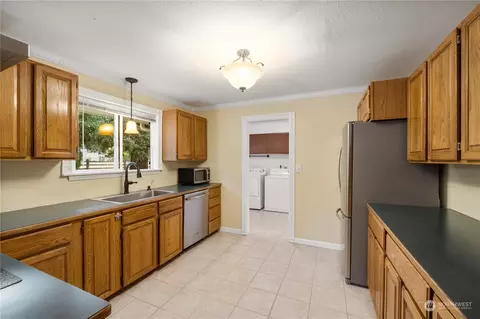 23322 SE 440th St, Enumclaw, WA 98022 photo 9