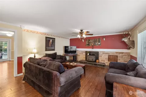 23322 SE 440th St, Enumclaw, WA 98022 photo 5