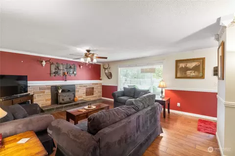 23322 SE 440th St, Enumclaw, WA 98022 photo 6