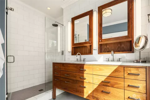 606 15th Ave E, Seattle, WA 98112 photo 26