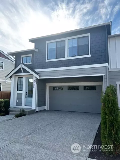 9869 135th Ave NE #5, Kirkland, WA 98033