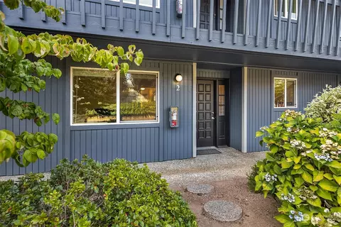 8017 196th St SW #B2, Edmonds, WA 98026