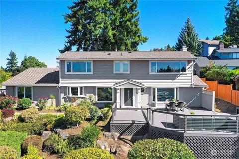 15507 SE 50th St, Bellevue, WA 98006