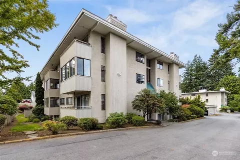 18620 52nd Ave W #144, Lynnwood, WA 98037