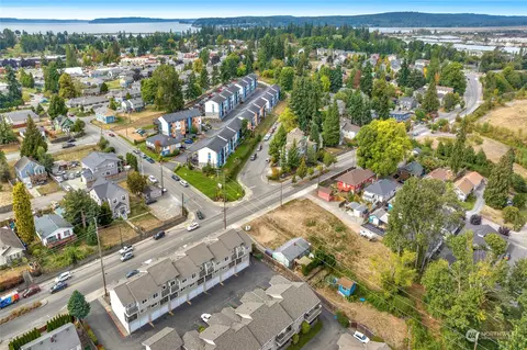 815 E Marine View Dr, Everett, WA 98201 photo 10