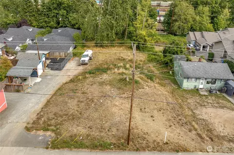 815 E Marine View Dr, Everett, WA 98201 photo 7