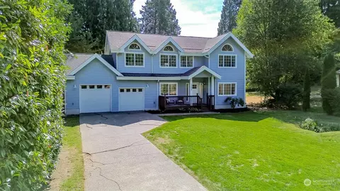 7288 E Fir St, Port Orchard, WA 98366